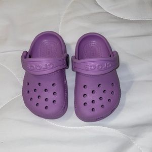 Crocs , size 4 , purple